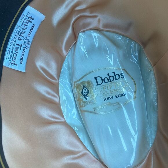 Vintage Dobbs Fifth Avenue Women’s Sabre Felt Fedora Hat W/Feather Sz L - Picture 6 of 8